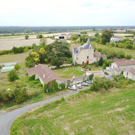 Gite Du Manoir Des Roches Saires Экстерьер фото
